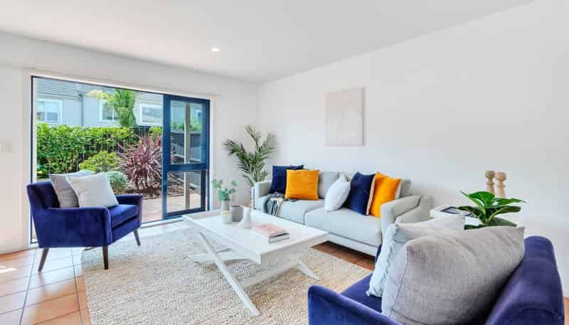 3/70 Fernhill Way, Oteha