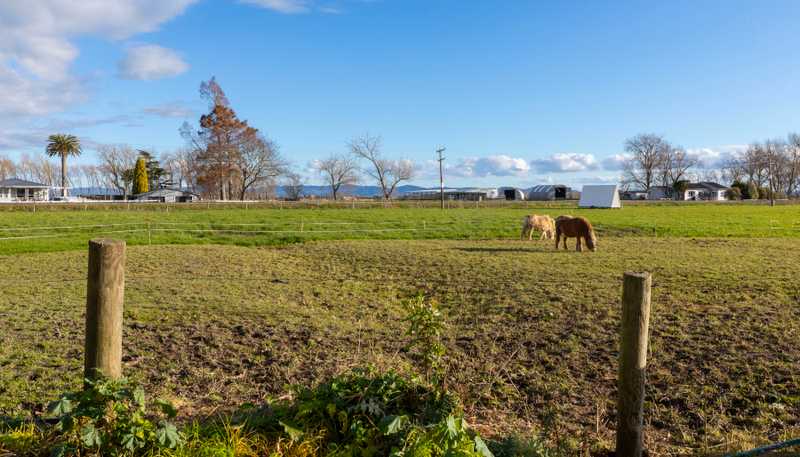 1633 State Highway 25, Pipiroa
