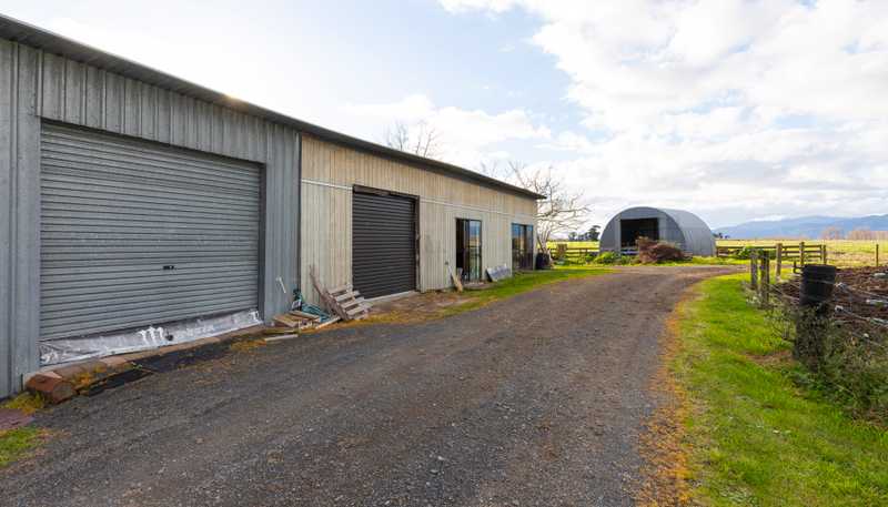 1633 State Highway 25, Pipiroa
