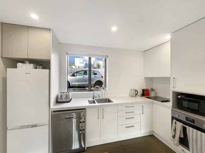 7/24 Princess Terrace, Newtown