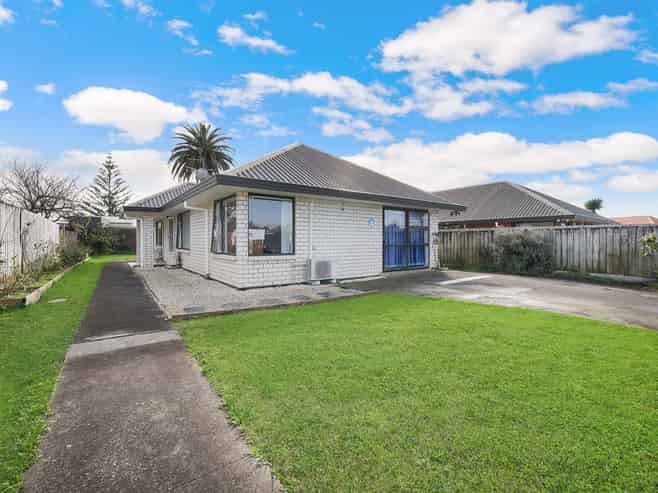14 Gadsby Road, Favona