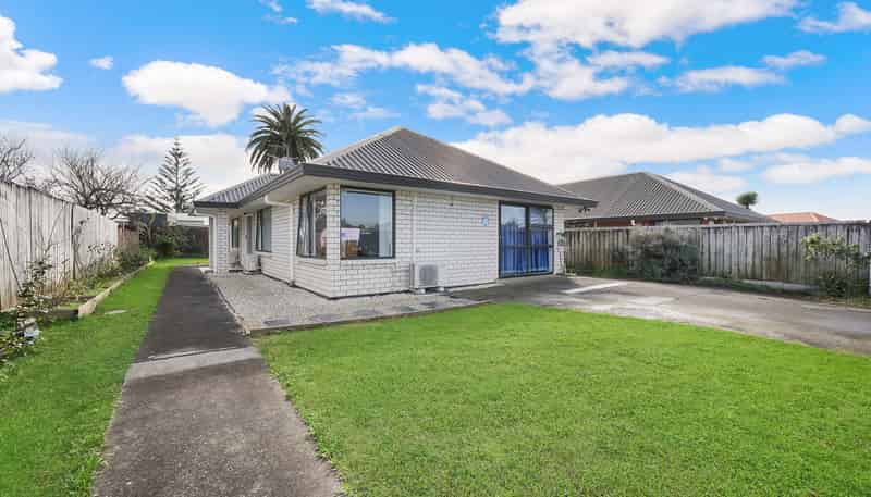 14 Gadsby Road, Favona