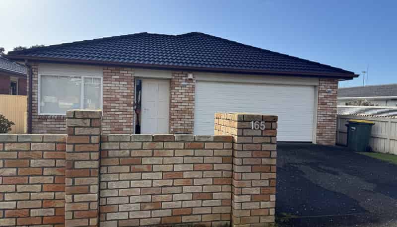 165 Centreway Road, Orewa