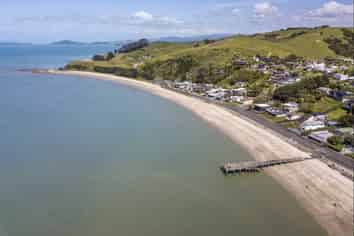 6 Colson Lane, Maraetai