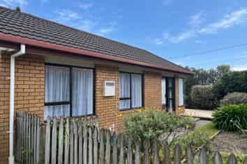 2/64 Waimea Road, Nelson South