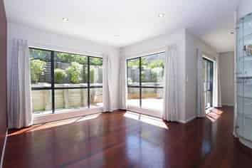 26 Catlins Place, Albany