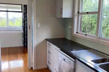 64 Sunnybrae Road, Hillcrest