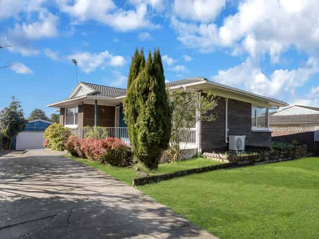 16 Harford Place, Pakuranga Heights