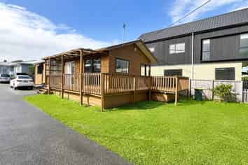 13a Karamu Street , Te Atatu Peninsula