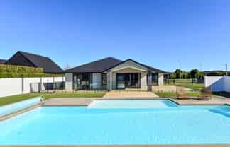 34 Alan Livingston Drive, Cambridge