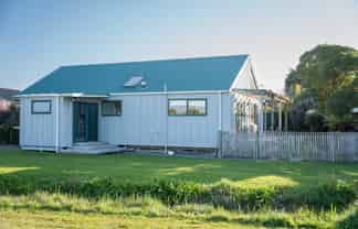 5 Fabrin Street, Foxton Beach