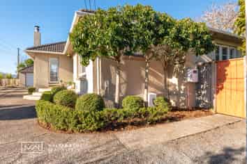15 Raukawa Grove, Trentham