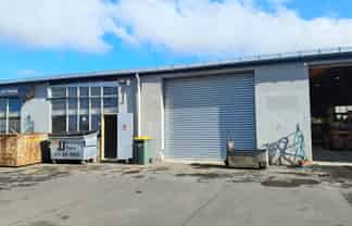 INDUSTRIAL WAREHOUSE
