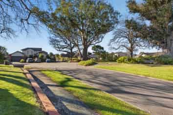 6 Acorn Close, Opawa