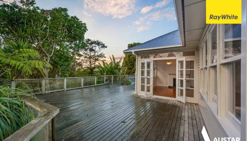 7 Tinopai Road, Titirangi