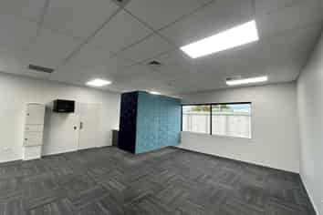 Modern Office in a Thriving Precinct
