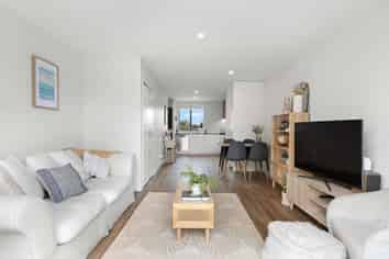 32B Coral Crescent, Panmure