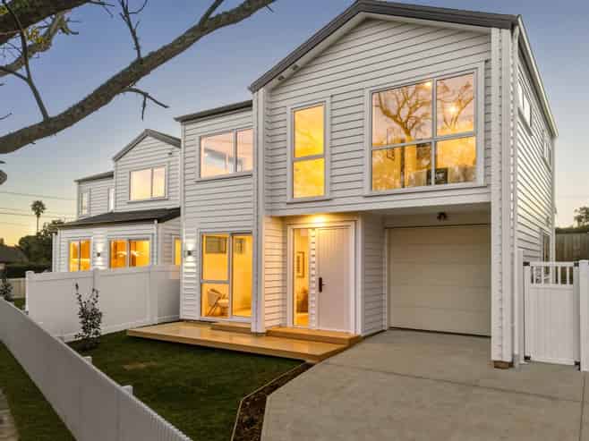 2 Oranga Avenue, One Tree Hill