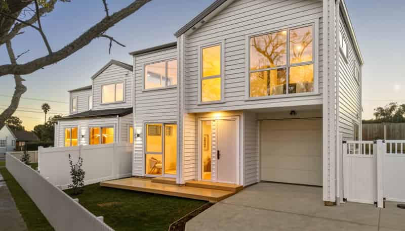 2 Oranga Avenue, One Tree Hill