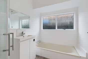 35B Seddon Street, Glenholme