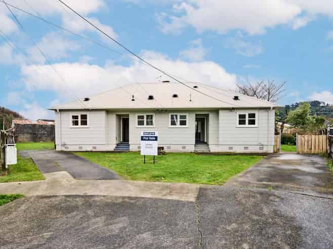 7 and 9 Bryant Grove, Taita