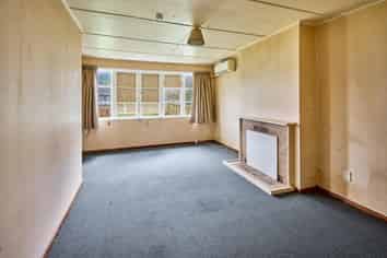 7 and 9 Bryant Grove, Taita