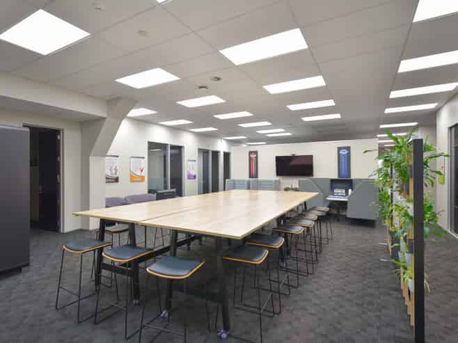 Premium Office Suite For Lease
