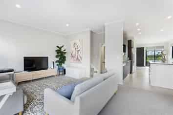 31 Koura Drive, Red Beach