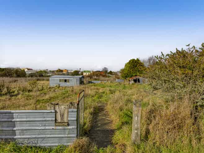 16 Derby Street, Eltham