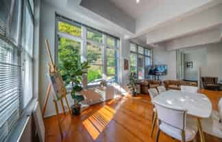 125M² WHOLE-FLOOR OFFICE

