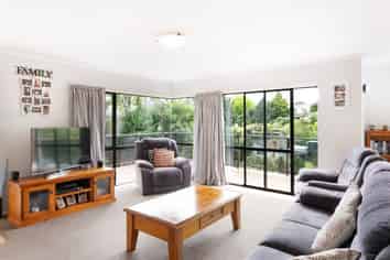 18 Phoenix Place, Dinsdale