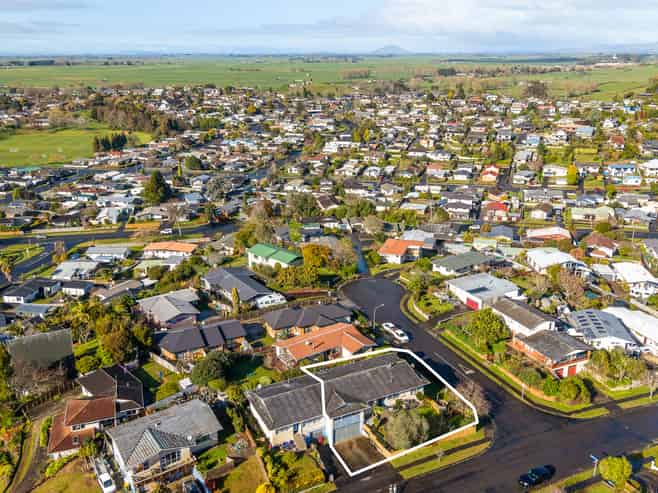 13A Glamis Avenue, Dinsdale