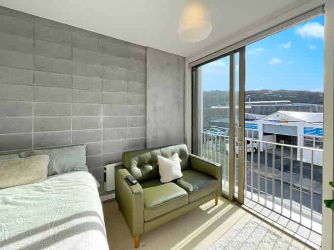 108A/2 Campbell Terrace, Petone