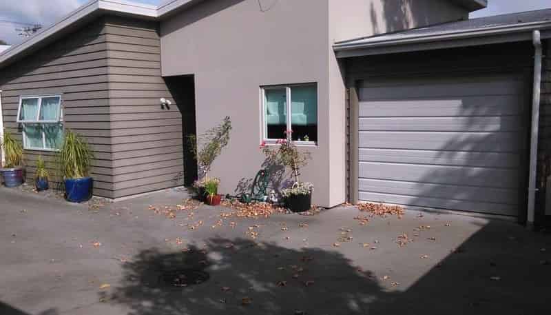 2/7 Beatty Street, Melville