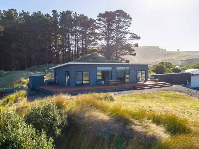 9 Puk Lane, Flat Point