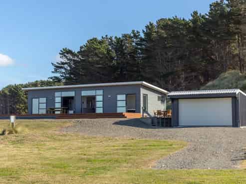 9 Puk Lane, Flat Point