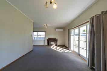 210 Clyde Street, Hamilton East