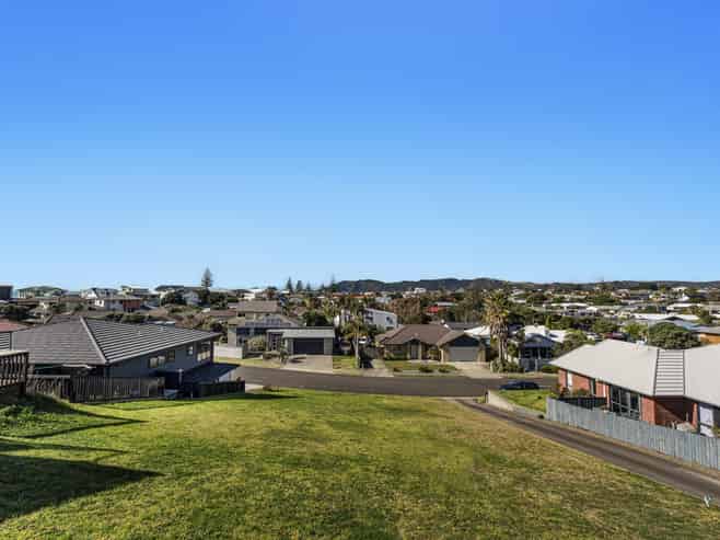 41 Omega Place, Coastlands