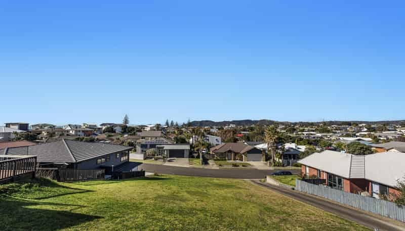 41 Omega Place, Coastlands