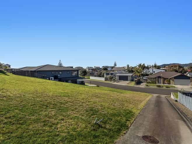 41 Omega Place, Coastlands