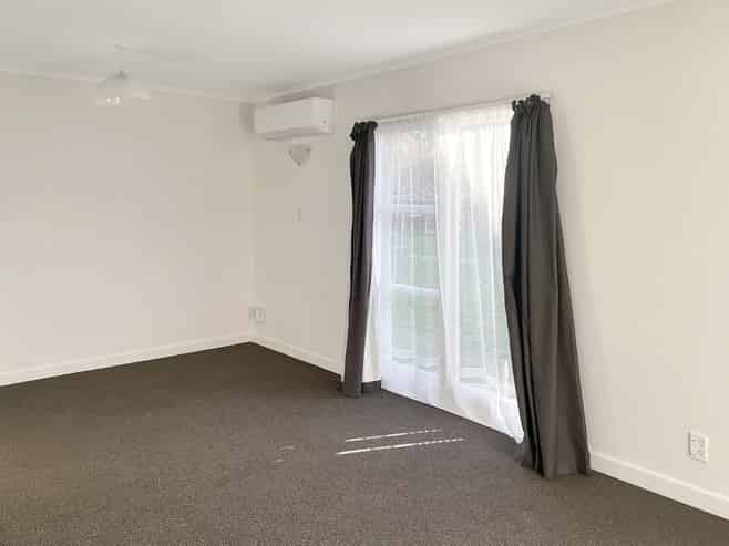 10/174 Kings Crescent, Boulcott