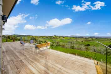77 Runciman Road, Ramarama