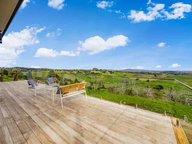 77 Runciman Road, Ramarama