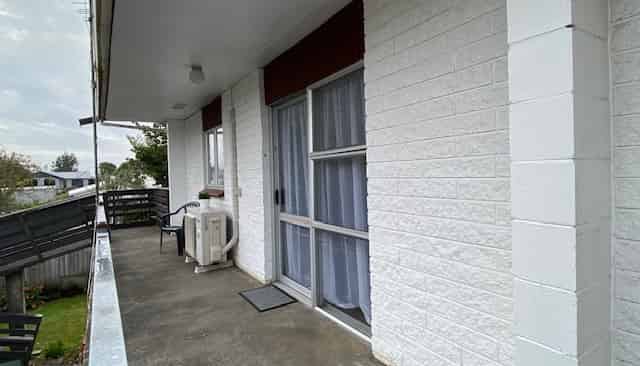 16H Orlando Street, Stratford