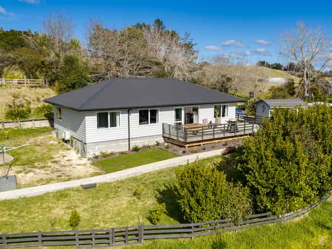 3241 Paparoa-Oakleigh Road, Paparoa