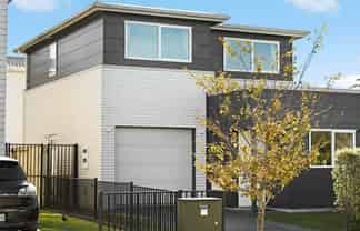 7 Rebekah Crescent, Flagstaff