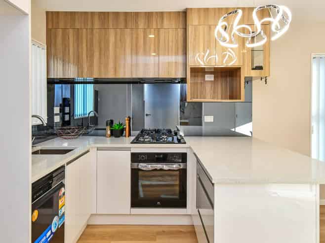 8/27 Landscape Road, Papatoetoe