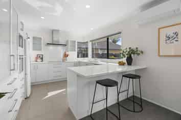 1/7 Amadeus Place, Northpark