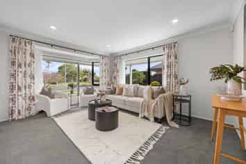 1/7 Amadeus Place, Northpark