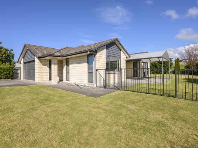 8 Vantage Place, Omokoroa